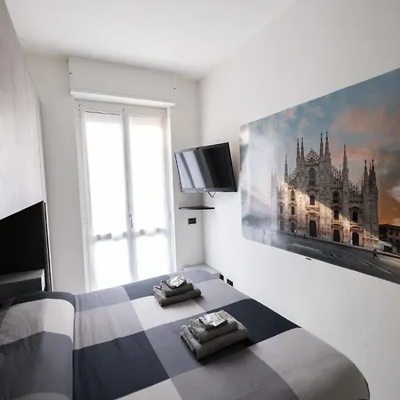 Apartamento Spazioso Con Terrazzo Navigli , Bocconi Milán