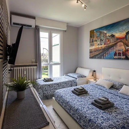 Spazioso Con Terrazzo Navigli , Bocconi Apartamento *