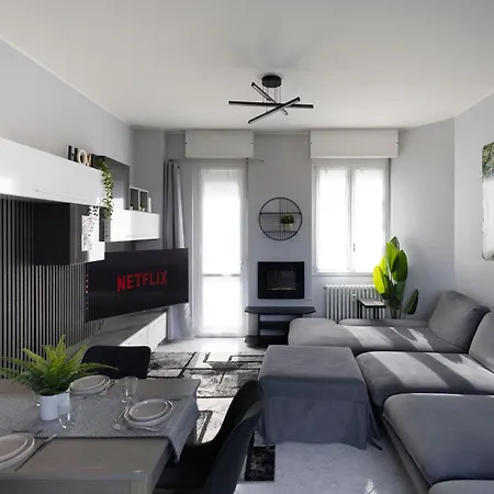 Spazioso Con Terrazzo Navigli , Bocconi Apartamento