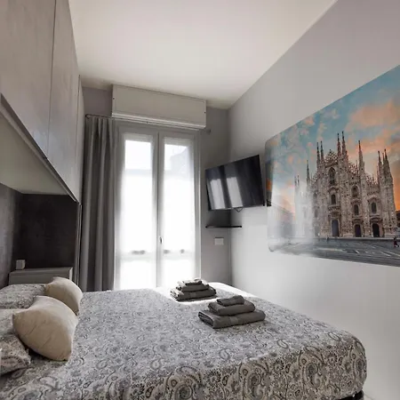 Appartamento Spazioso Con Terrazzo Navigli , Bocconi